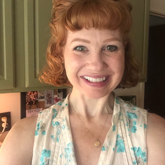 Meet the Posher, Noëlle 😊 ( I 💓 OFFERS!) - Picture 5 of 16